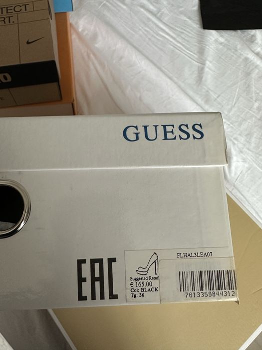 Guess / Casadei високи токчета