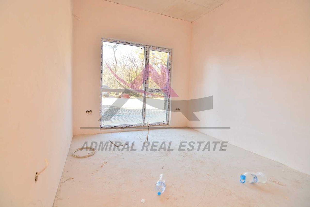 Дава се под наем Магазин в Варна, Младост 1 - 400 кв.м за 4500 € - Снимка #6