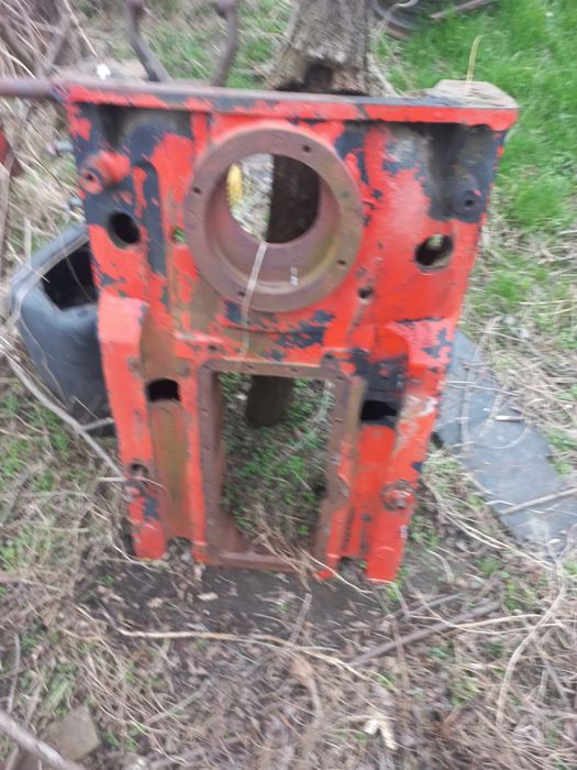 Vand Capotaje Sasiu Motor Piese Tractor Case , David Brown