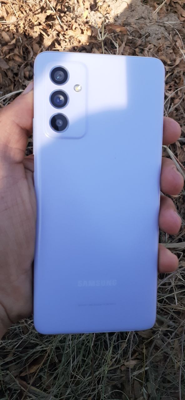 Samsung galaxy A 82