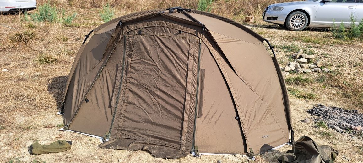Палатка Trakker tempest + зимно покривало