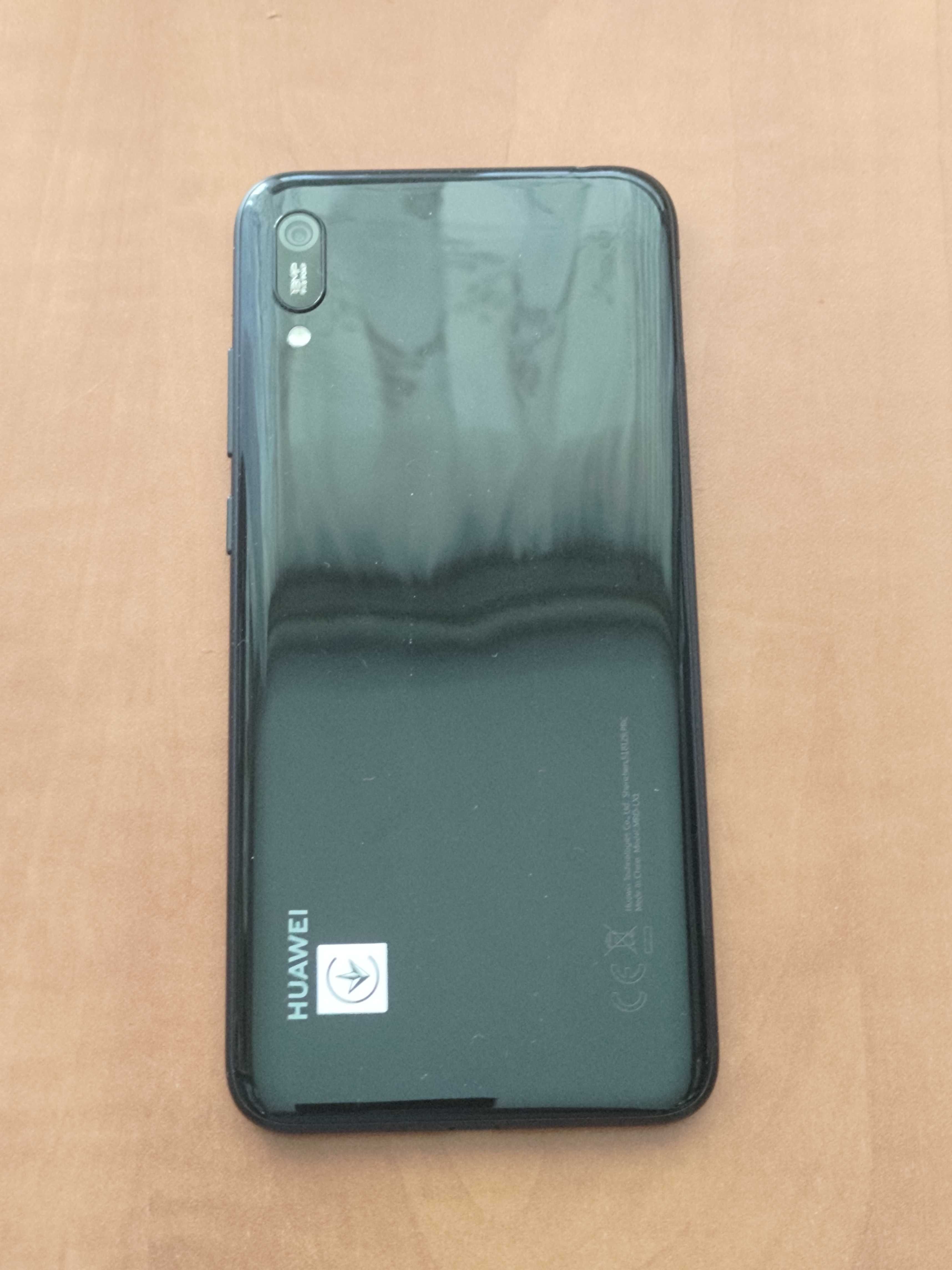Telefon mobil Huawei Y6 2019 Dual SIM 32GB 4G