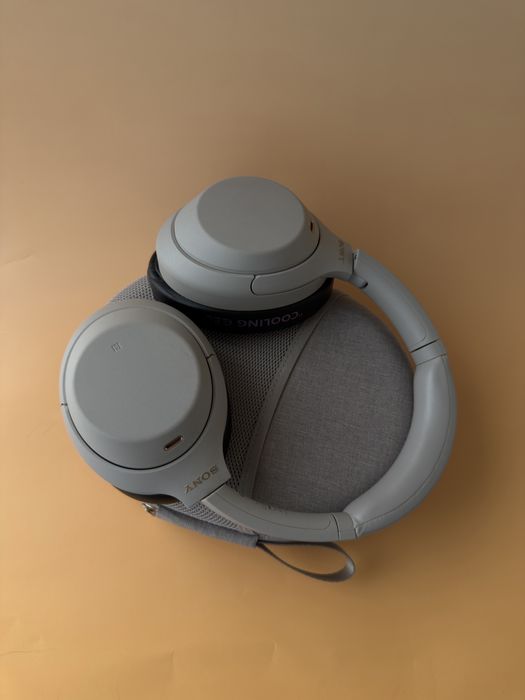 Sony WH-1000XM4 като нови