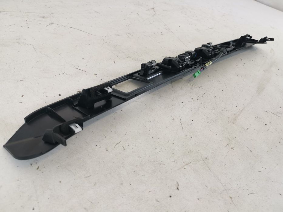 Panou Lumini Butoane Portbagaj Haion Land Rover  Range Rover Velar 1 2