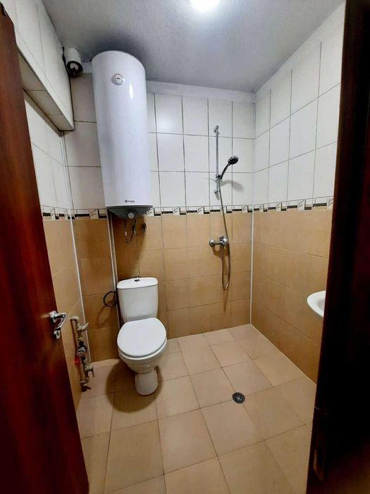 Дава се под наем Тристаен апартамент в Варна, Аспарухово - 76 кв.м за 409 € - Снимка #9