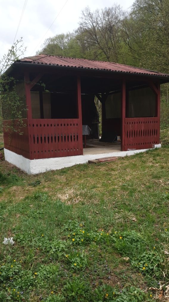 Casă de Odihnă, teren 1000mp zona Corunca