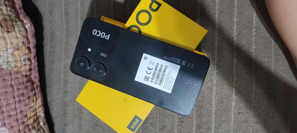 Pocco C65 в идеальном состоянии почти новый