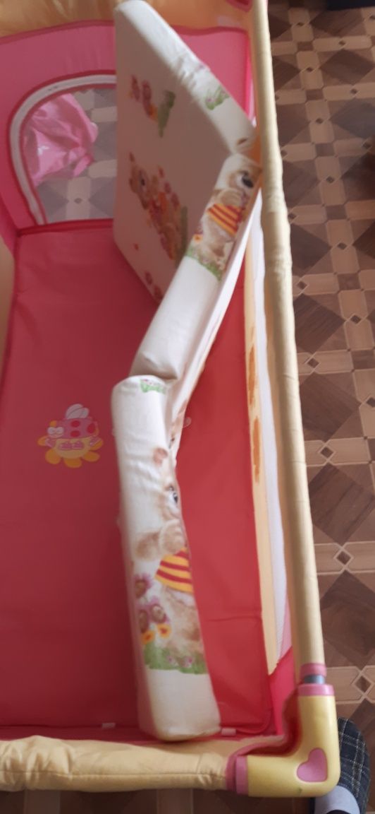 Сгъваема детска кошара