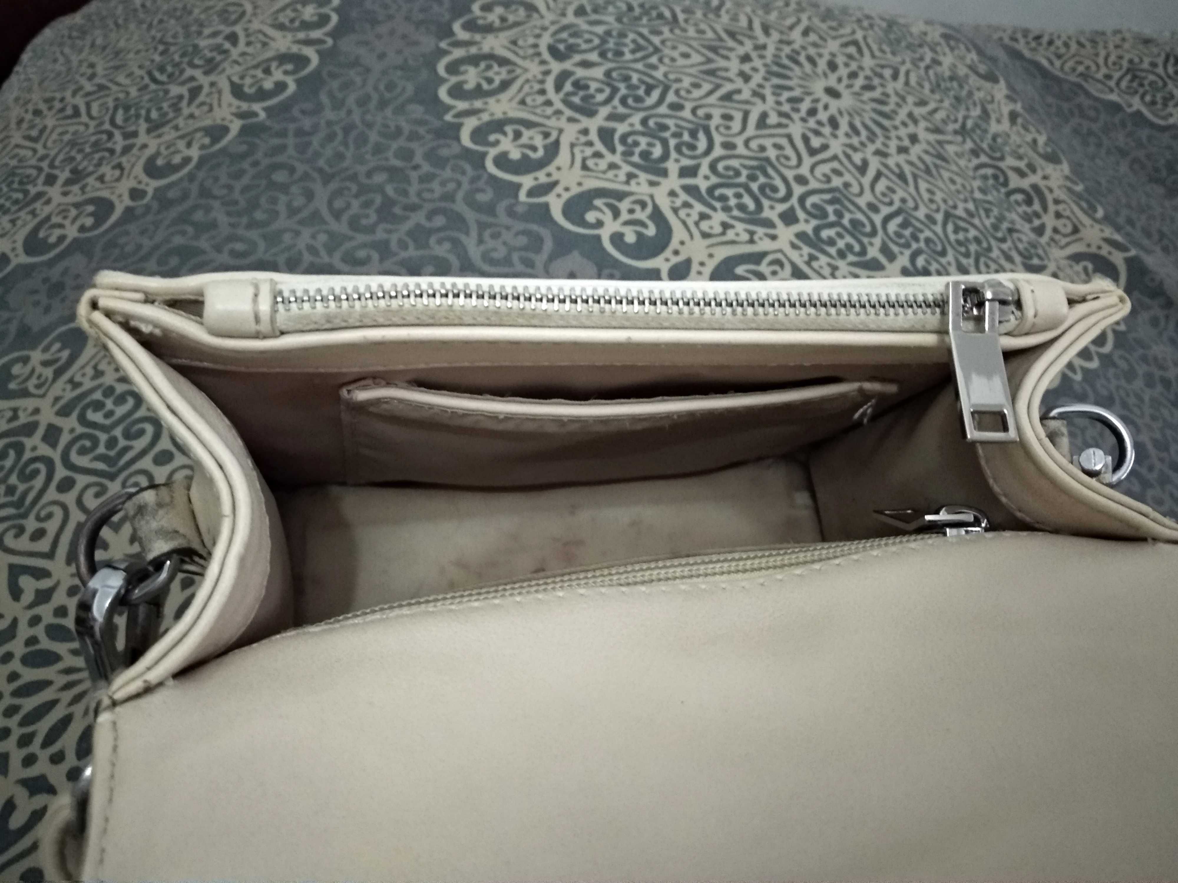 Женская сумка Saint Laurent.