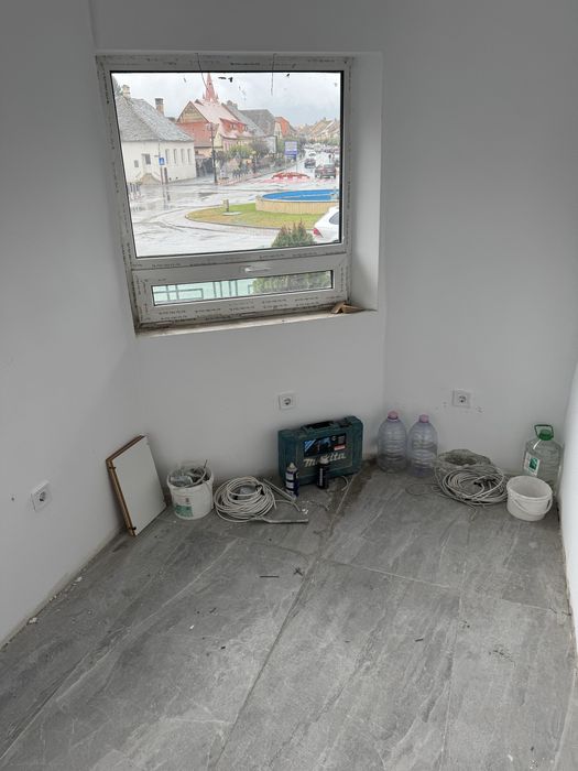 Spatiu comercial 7 mp Cisnadie Centru