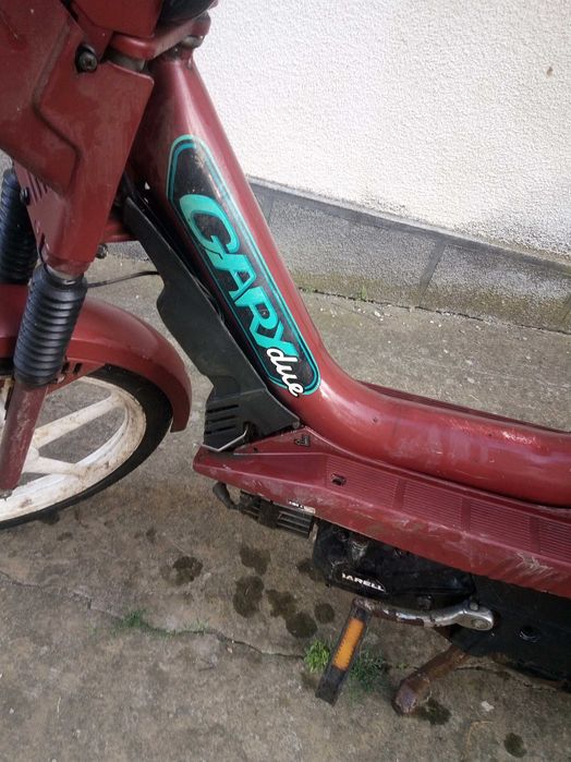 Vând moped gareli