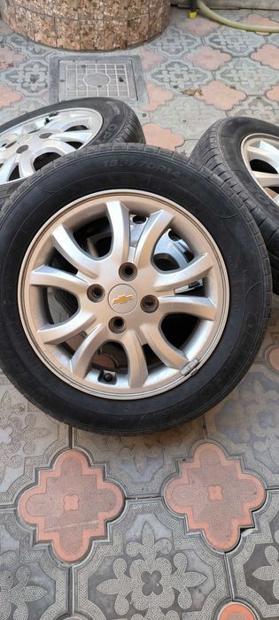 шины от спарка родные 155/70 R14 optima hankook