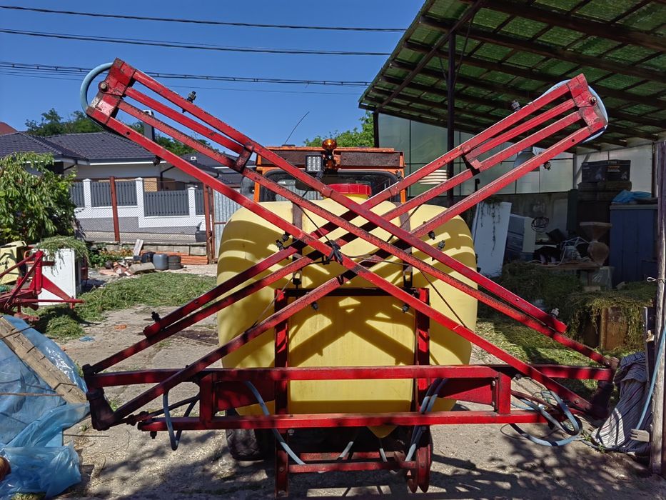 vand  utilaj tractoras Holder P70 cu atasamente