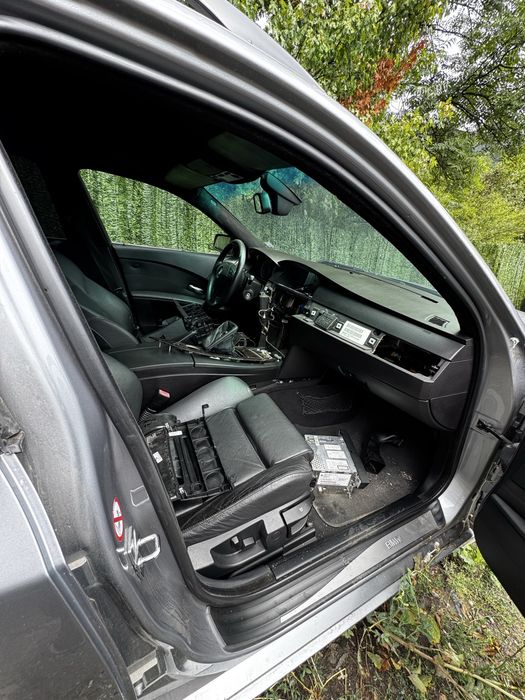 BMW E61 525D На части