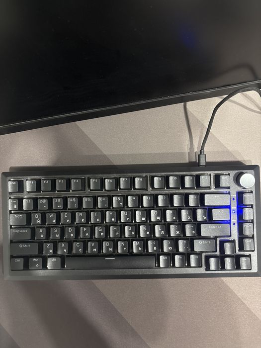 Игровая механическая клавиатура K-one k75 полный комплект