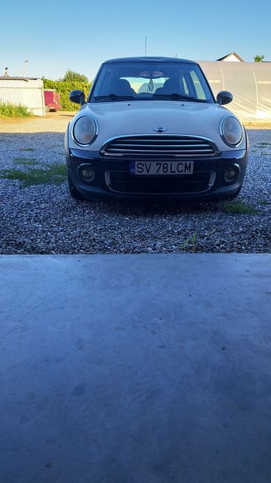 Vând urgent mașină Mini Cooper