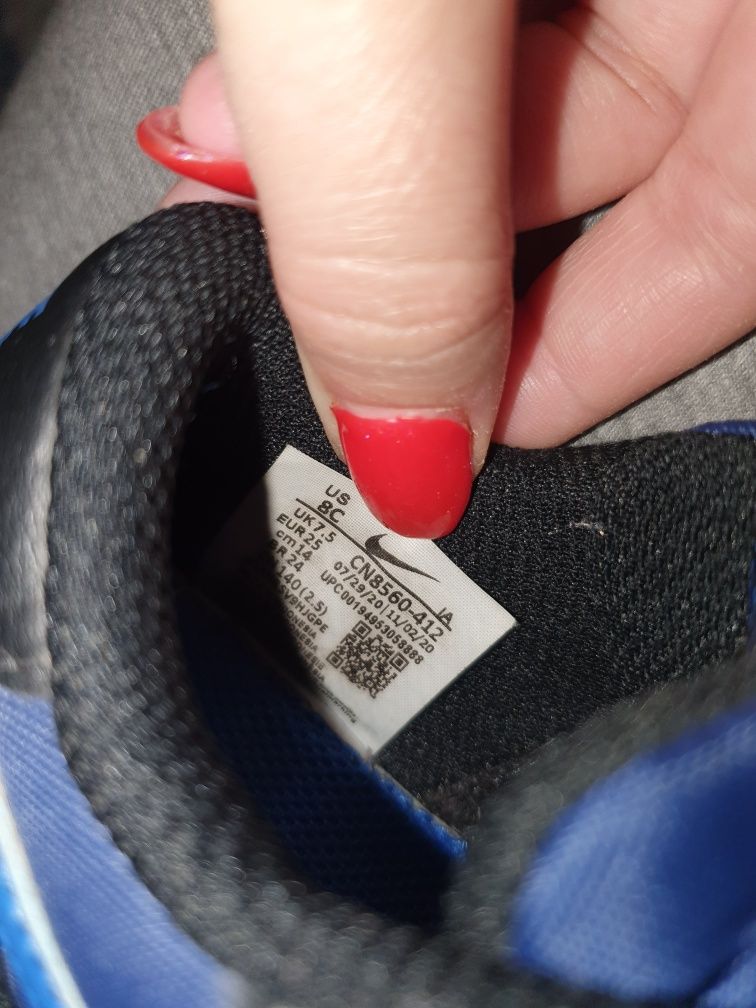 Adidasi Nike + papuci crocs marimea 25