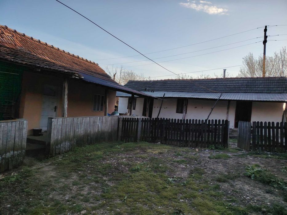 Vând casă in comuna Argetoaia, Jud Dolj, Sat Iordachesti