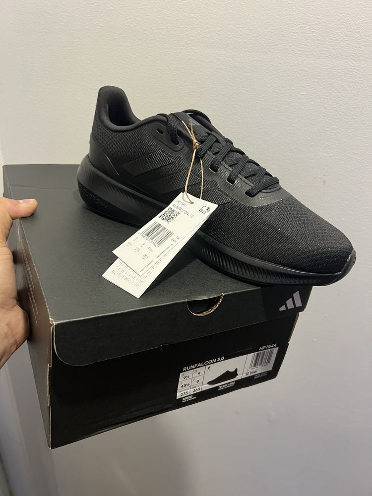 ADIDAS RUNFACON Noi super usori,  ORIGINALI nr 42/43