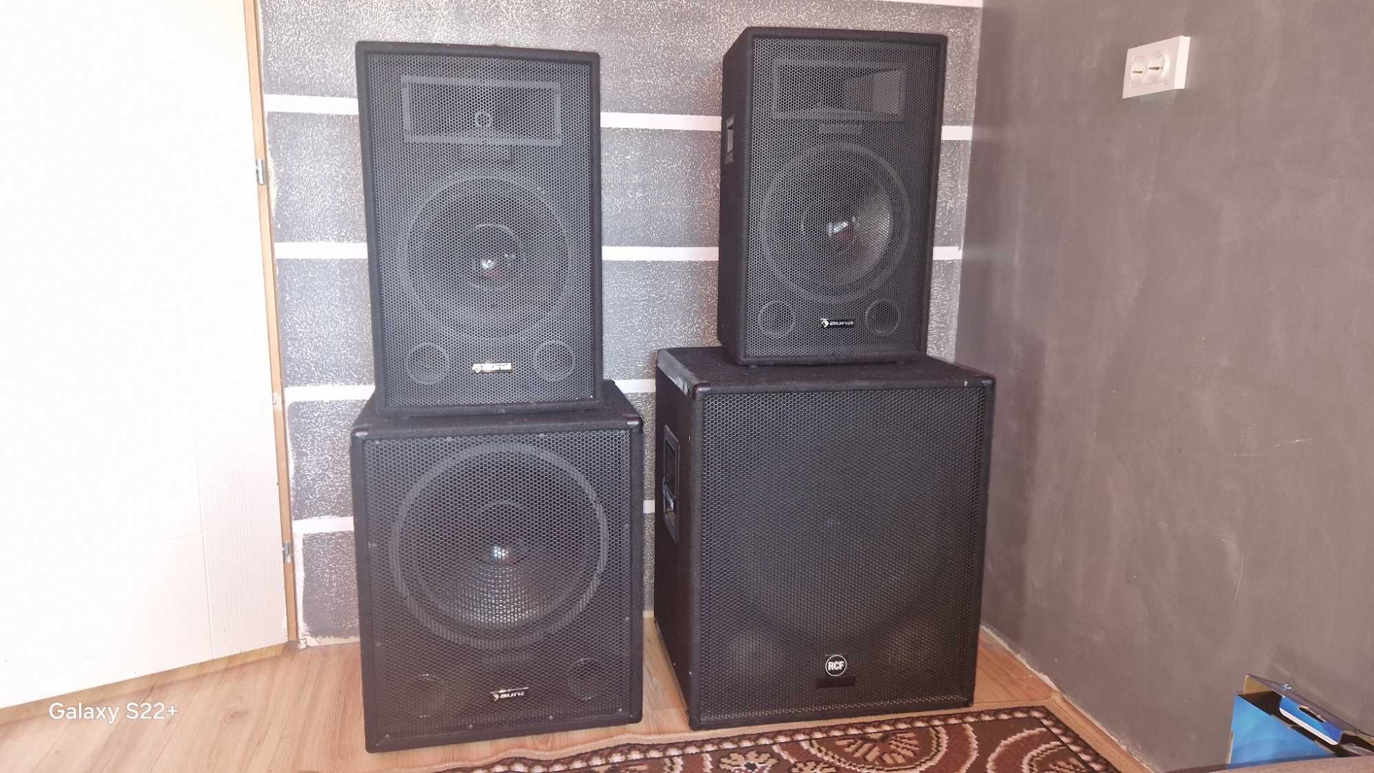 продавам аудио система AUNA 2X15 Инча плюс 2 активни баса