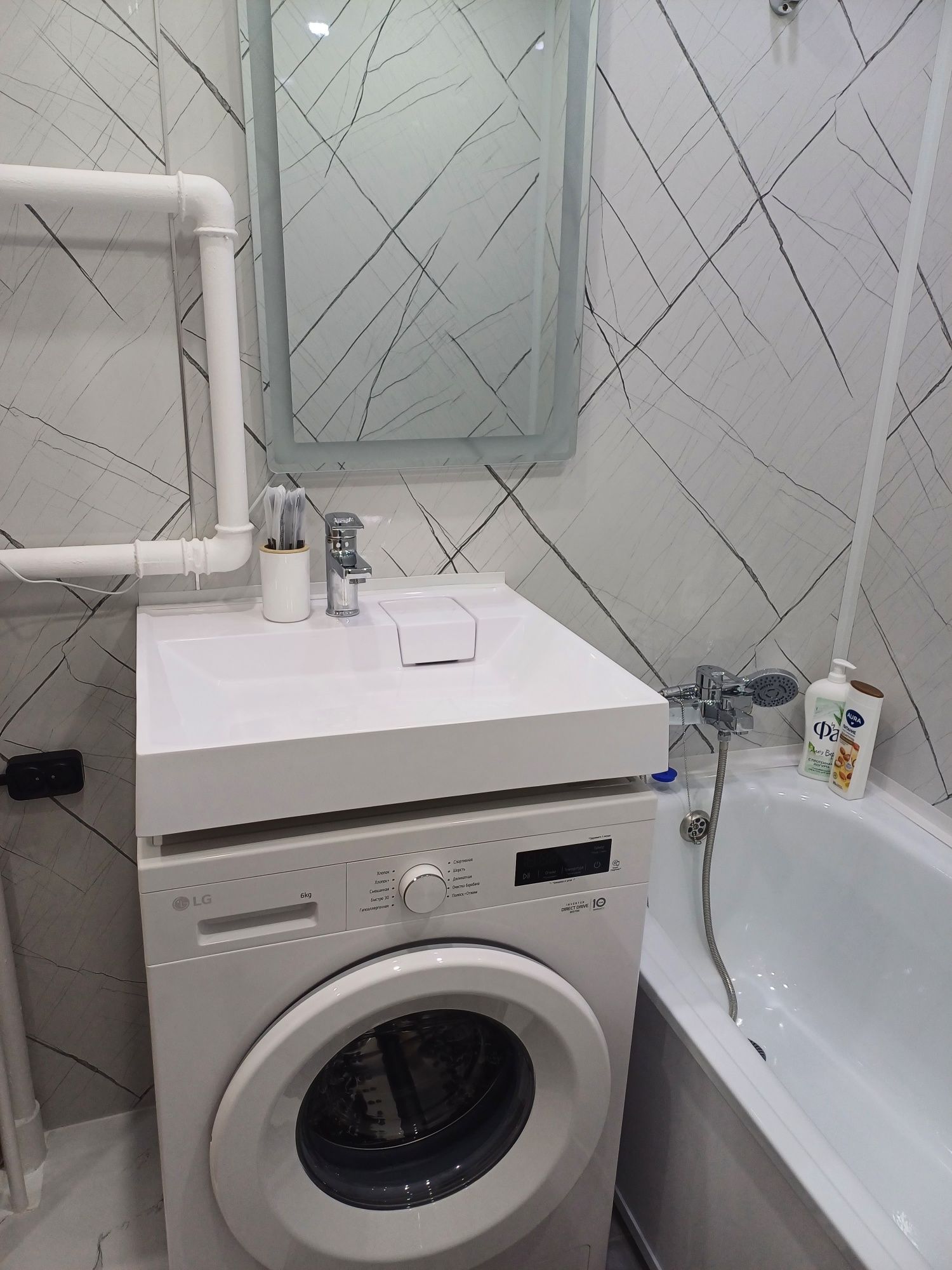 Срочно продается 1 ком квартира в 10 микр, 12 дом , 1 эт