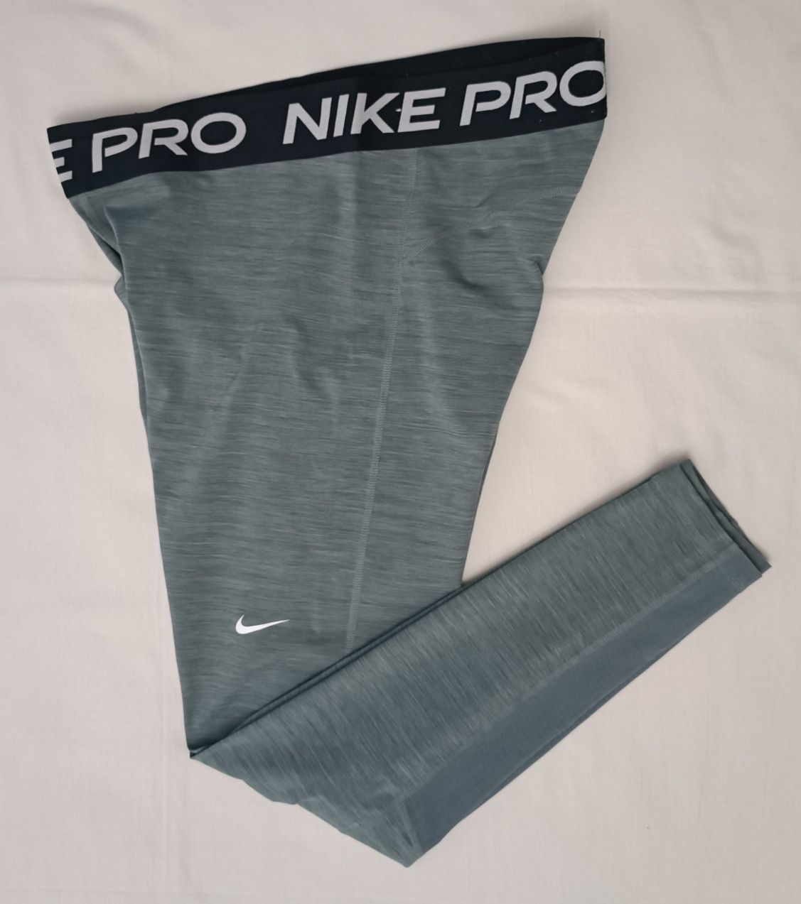 Nike PRO DRI-FIT Tights оригинален клин L Найк спорт фитнес тренировки