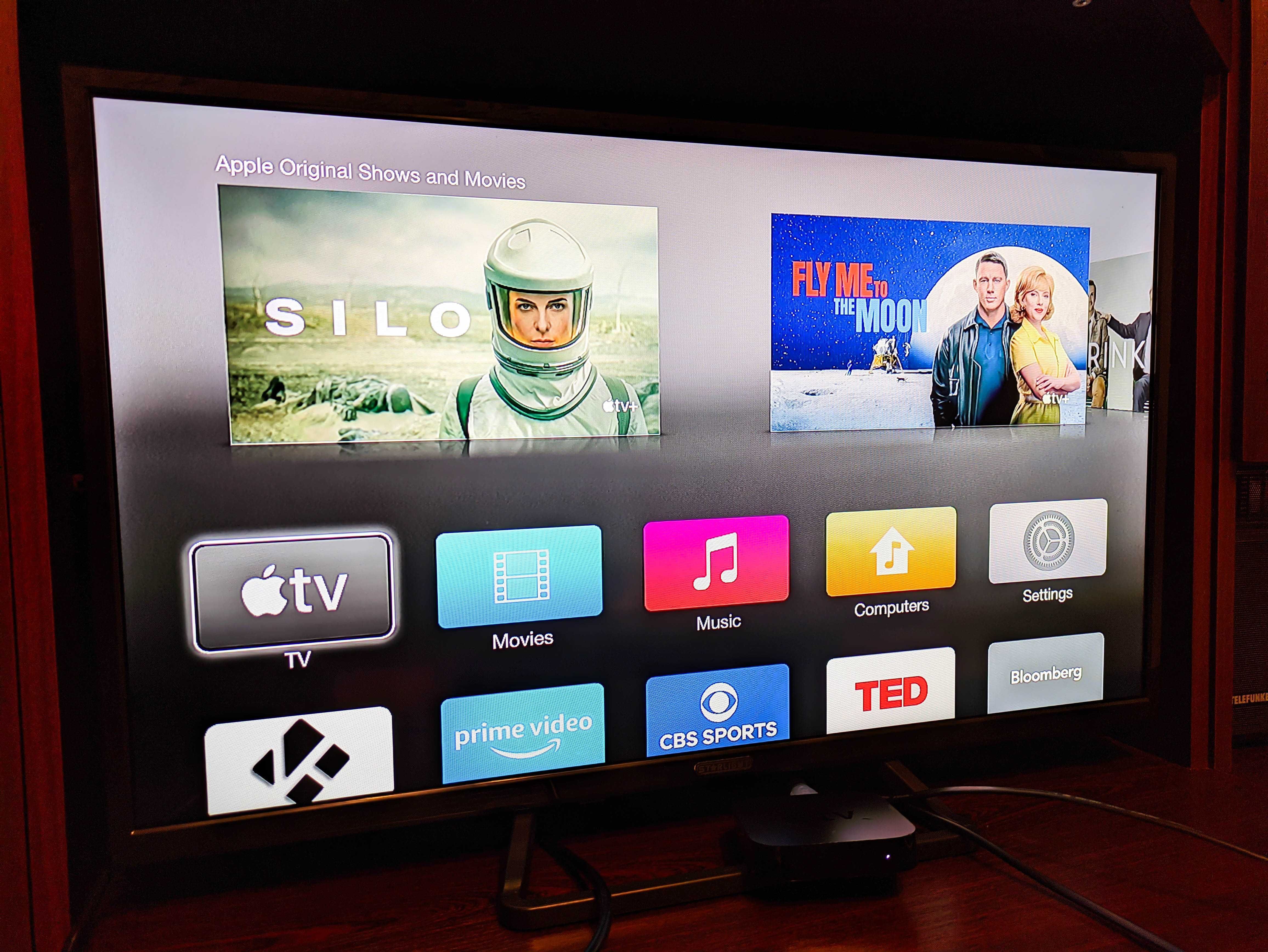 Apple TV | A1469 | Вашето домашно забавление в компактен дизайн