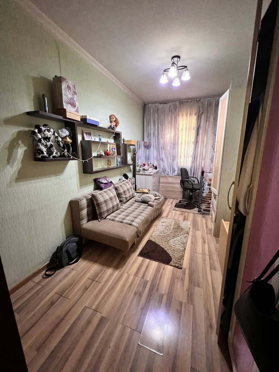 Продаётся 2х комнатная  под магазин /офис— Чиланзар 8 квартал