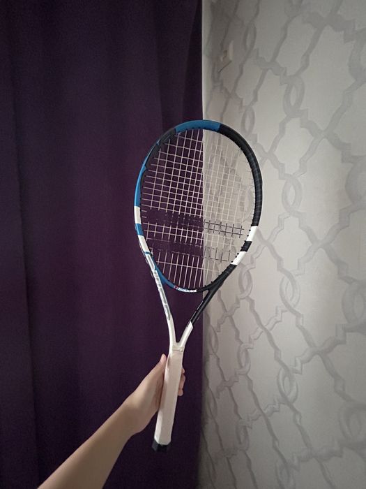 срочно продается Танисни ракетка