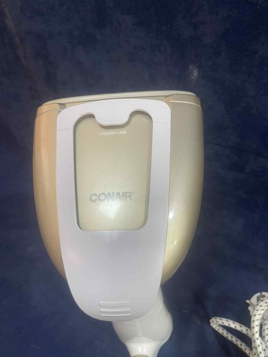 Парна права ютия Conair