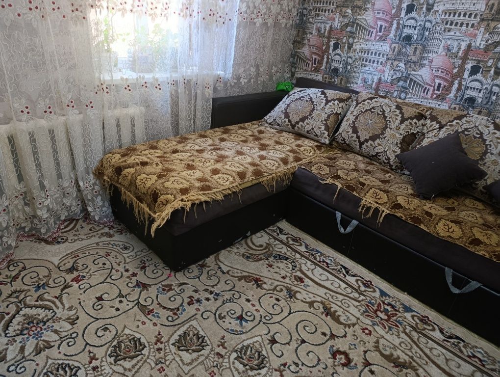 Диван угловой. Раскладывать
