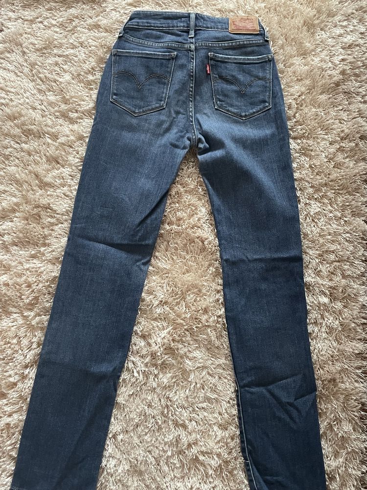 Дамски дънки Levi’s 721 slim