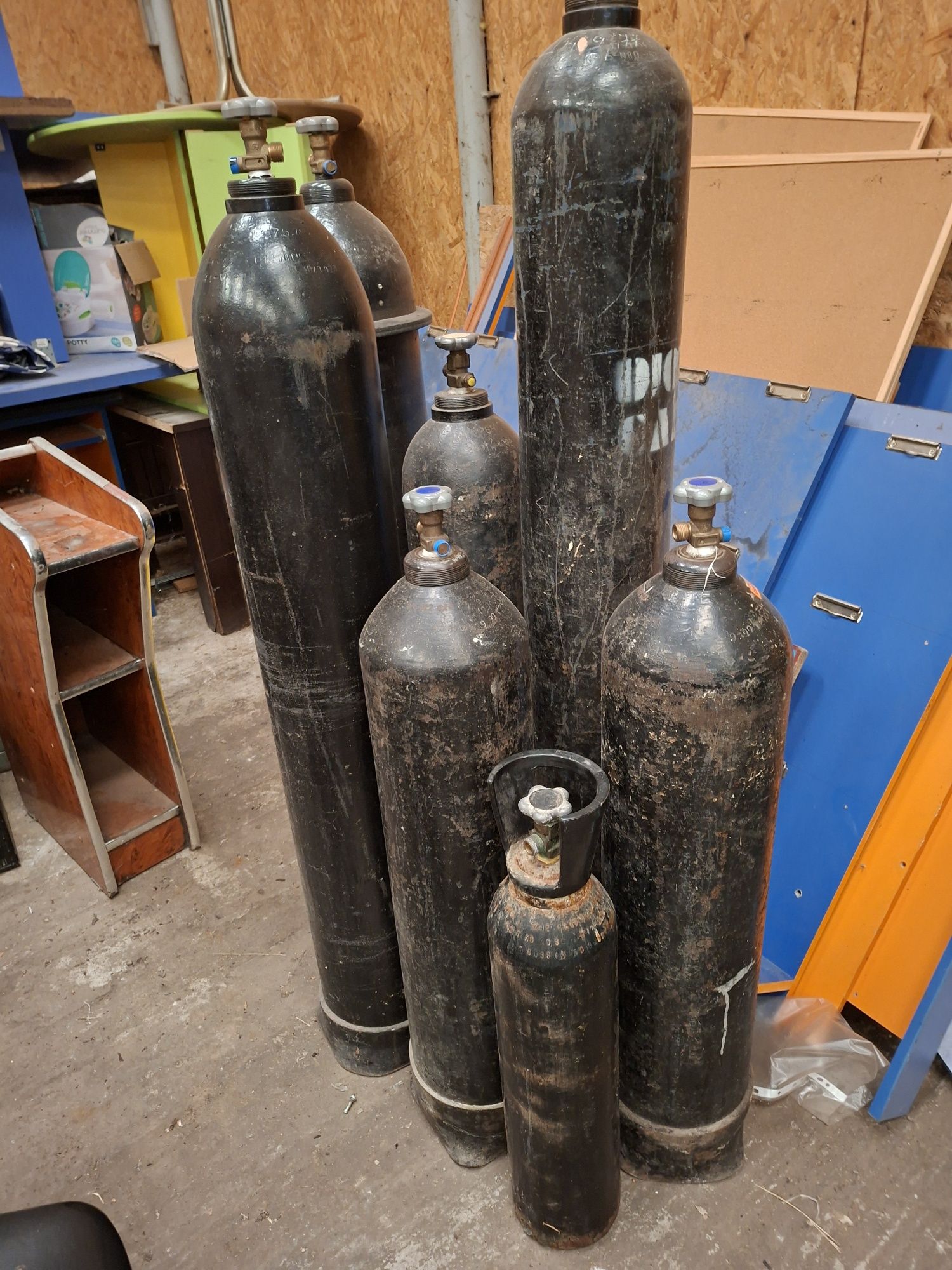 Tuburi co2 diferite dimensiuni