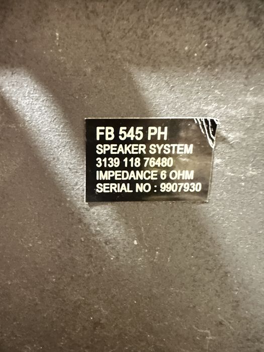 Linie audio Philips AS-305/20 compusă din 4 piese