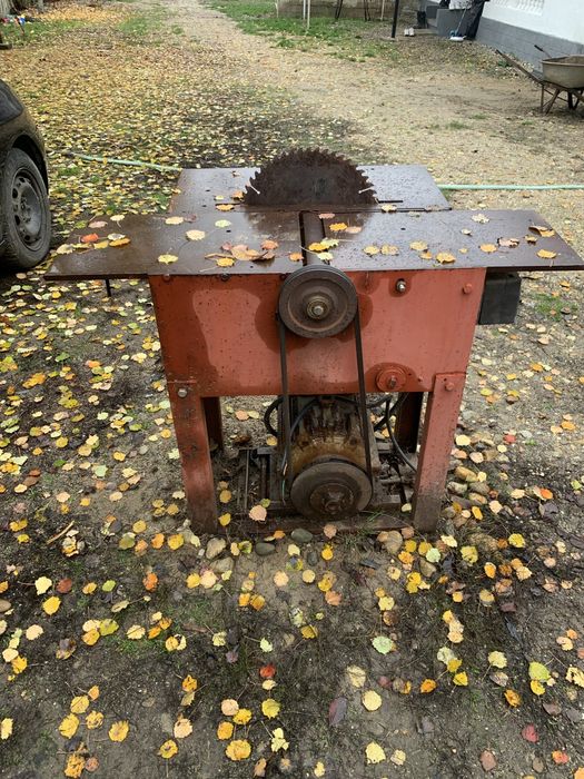 Vand Abric cu motor la 380.