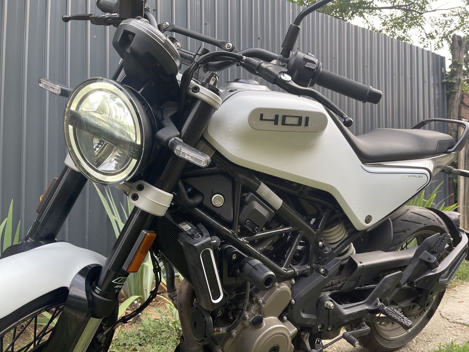 Housqvarna 401 Alb, A2, kit conversie facut la reprezentanta, ca nou !