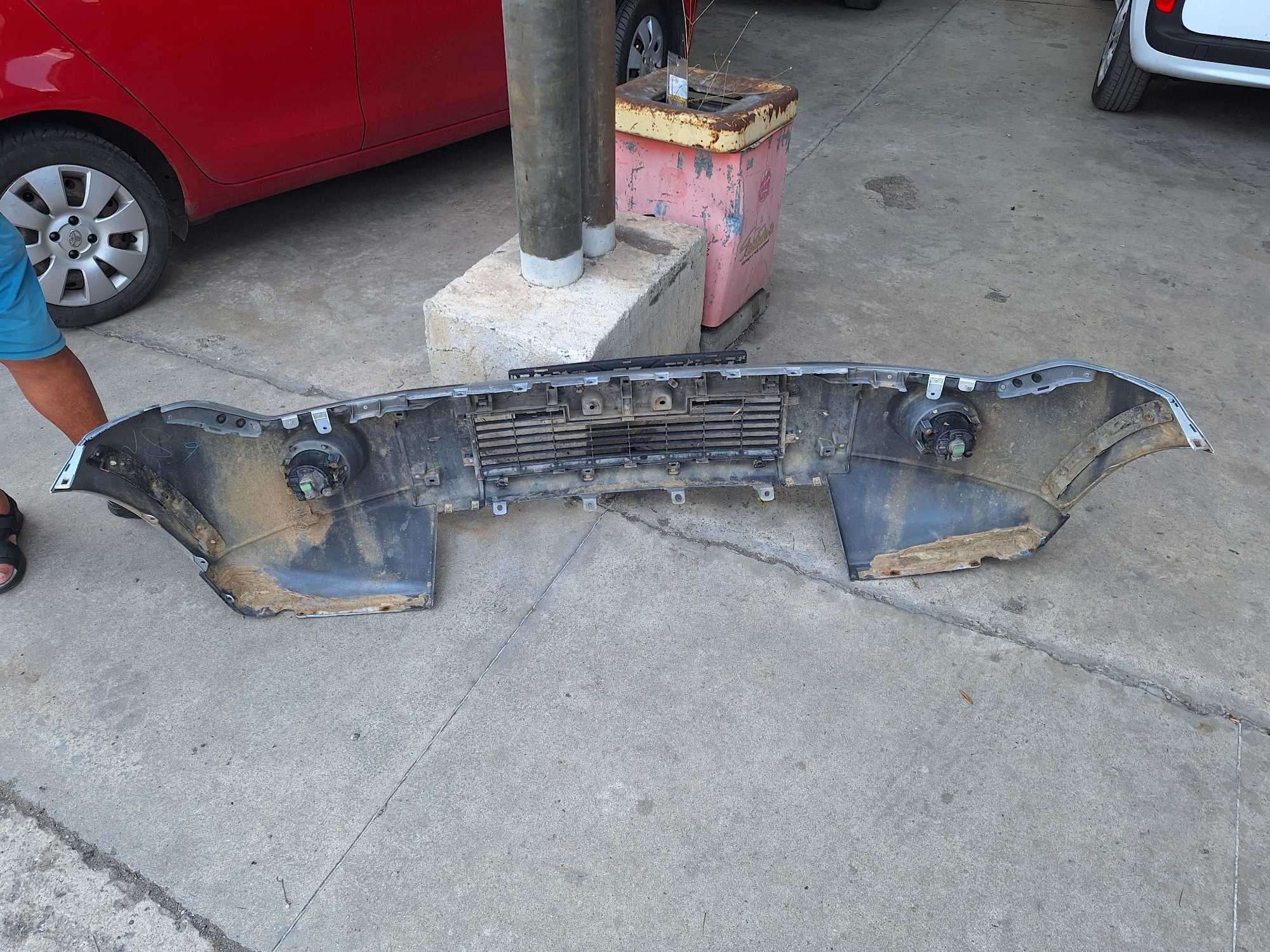 Предна броня Mitsubishi Pajero 4 IV
