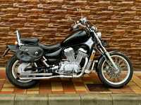 Suzuki Intruder VS 700