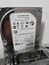 Vând HDD Seagate 1 TB