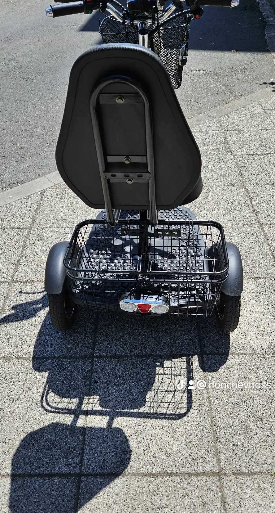 продавам нова електрическа триколка