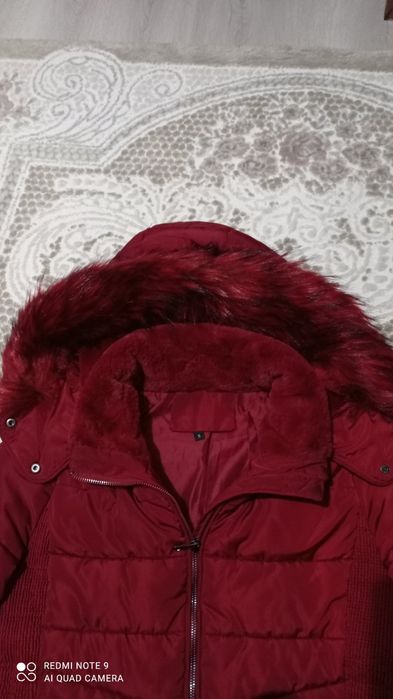 Зимно яке цвят бордо