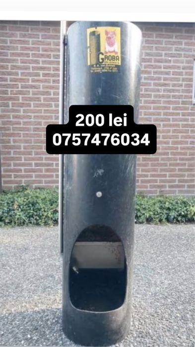 Hranitori pentru porci