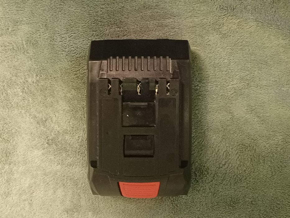 Baterie Bosch 18v 8Ah cu celule Samsung.