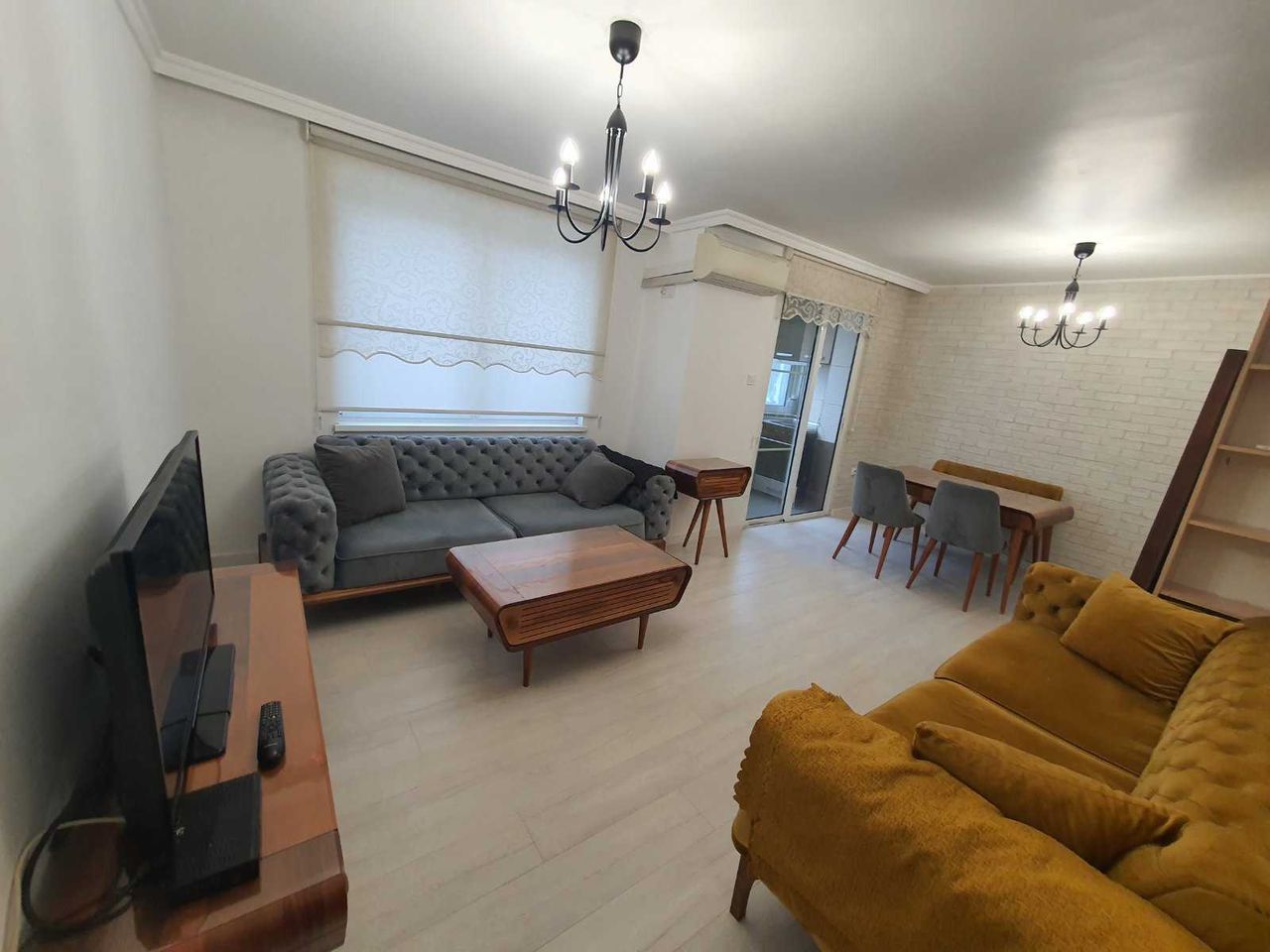 Дава се под наем Тристаен апартамент в Пловдив, Кършияка - 100 кв.м за 600 € - Снимка #7