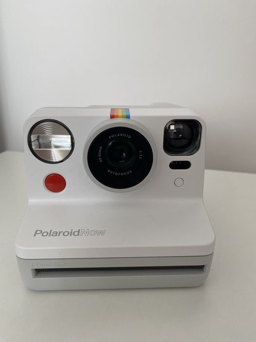 Camera foto instant Polaroid Now NOUA sigilata
