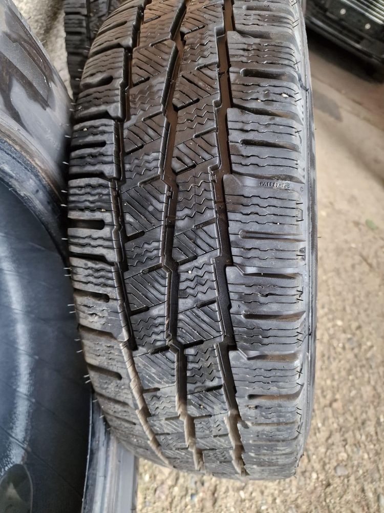 зимни гуми Michelin Agilis Alpin 215 65 R16 за кемпер / бус