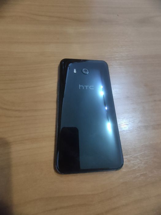 HTC U11 funcțional orice retea