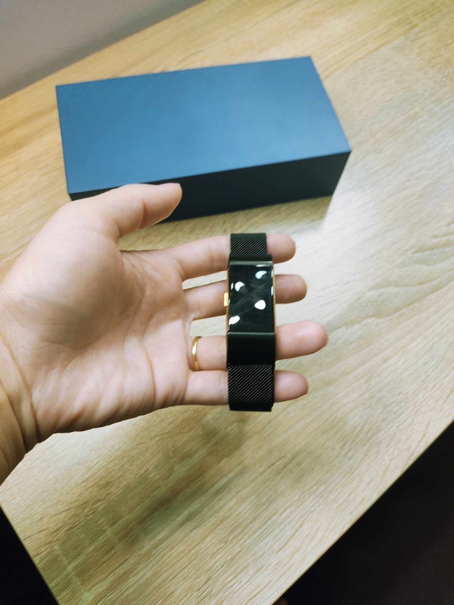 Фитнес гривна Fitbit Charge 2, Черна