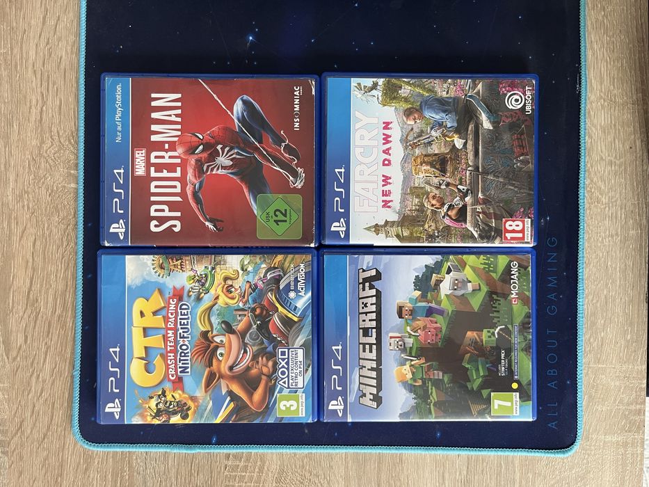 Ps4 slim 1TB 2 manete 4 jocuri