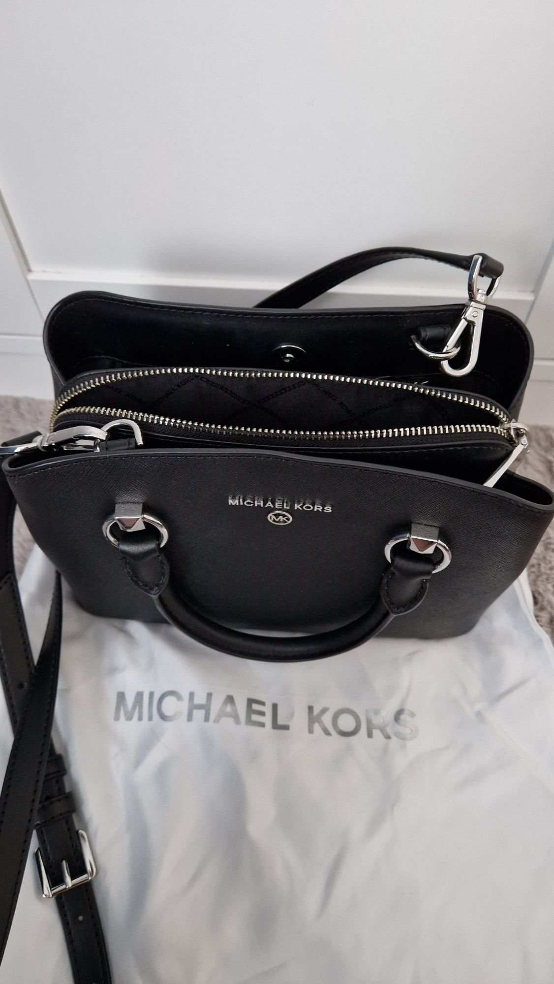 Geanta michael kors piele, medie (26 cm)